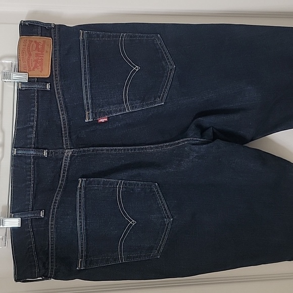 Levi's 541 Athletic Taper Jeans, Size 40x30, Dark Wash, Gently Used Condition - Picture 13 of 13